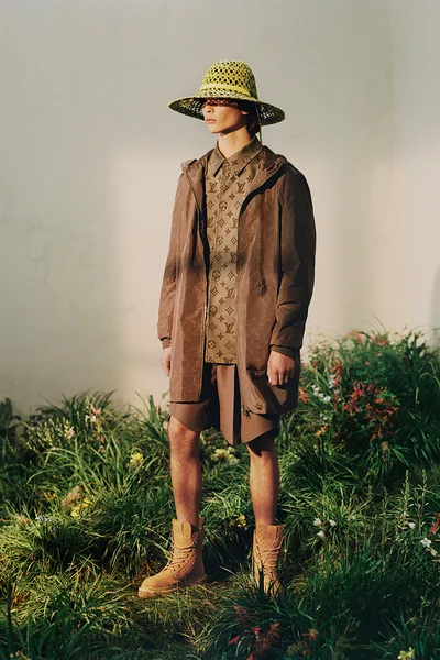 Look 32